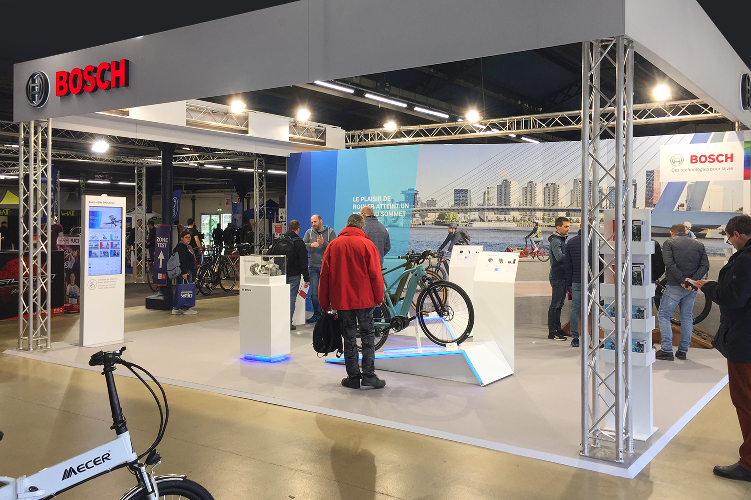 velo-in-paris-atelier-c-audiovisuel-bosch